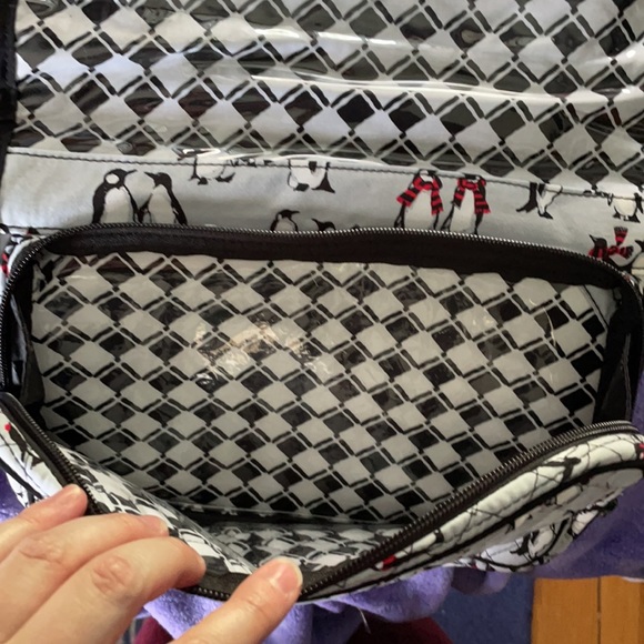 Vera Bradley Penguin (Retired) Hanging Organizer - Picture 6 of 10